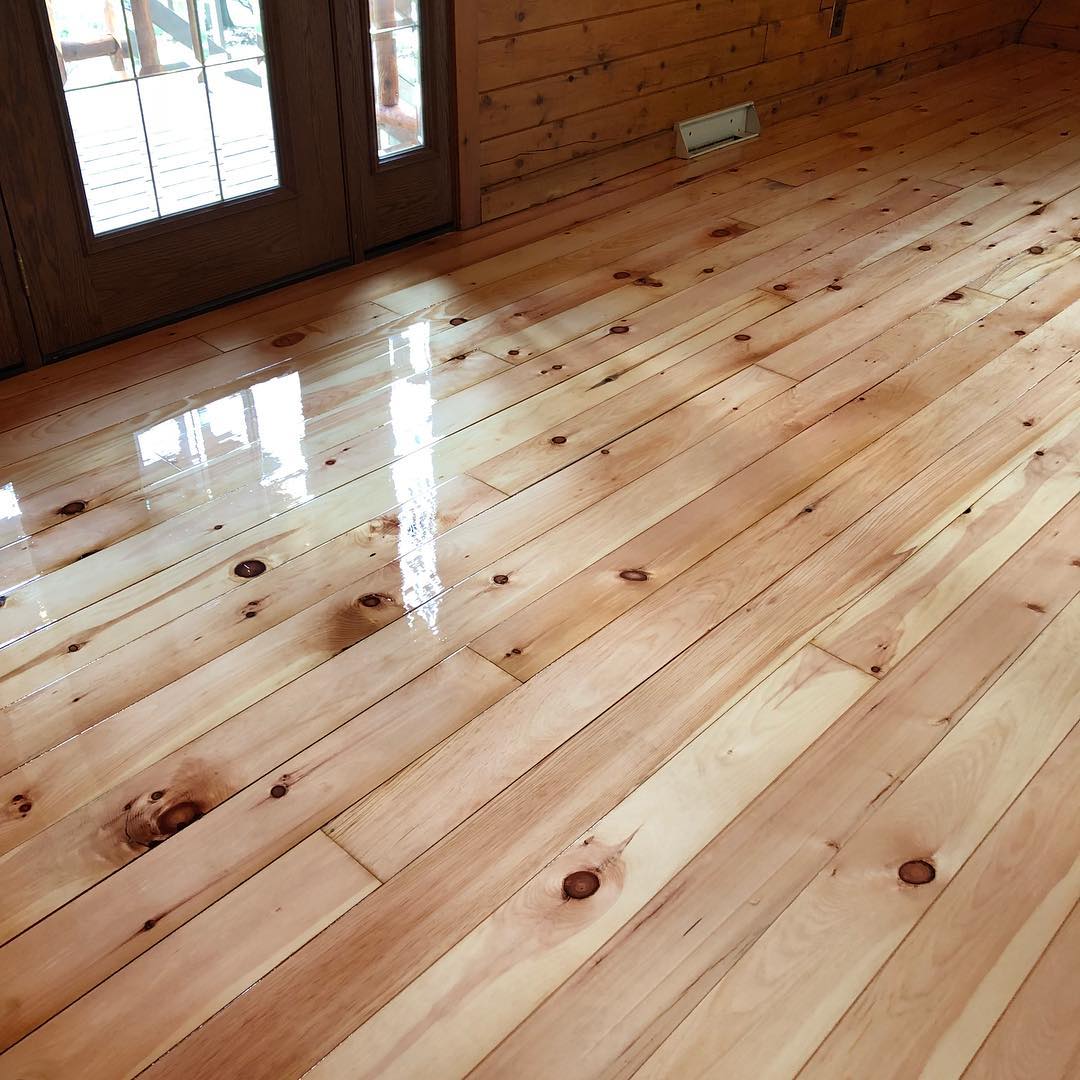 Before and after. Pine refinish. peakfloors angieslistsuperserviceaward2016woodfloor woodflo 5 (1)