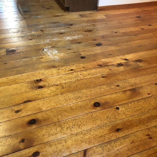 Before and after. Pine refinish. peakfloors angieslistsuperserviceaward2016woodfloor woodflo 1